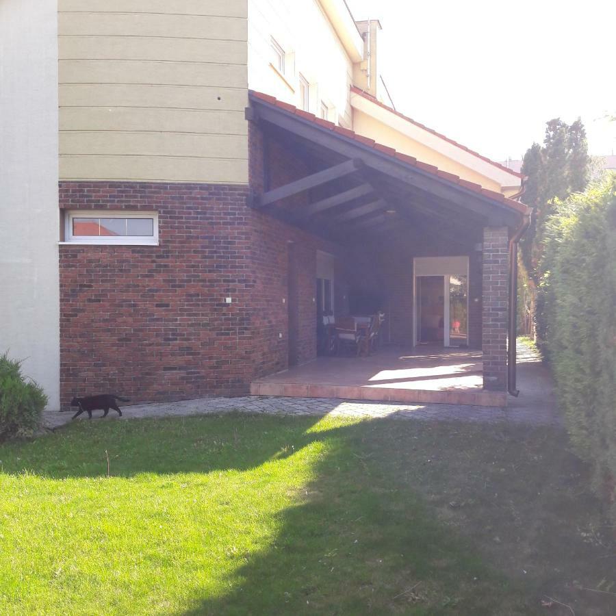 Villa Kysucka Senec Exterior foto